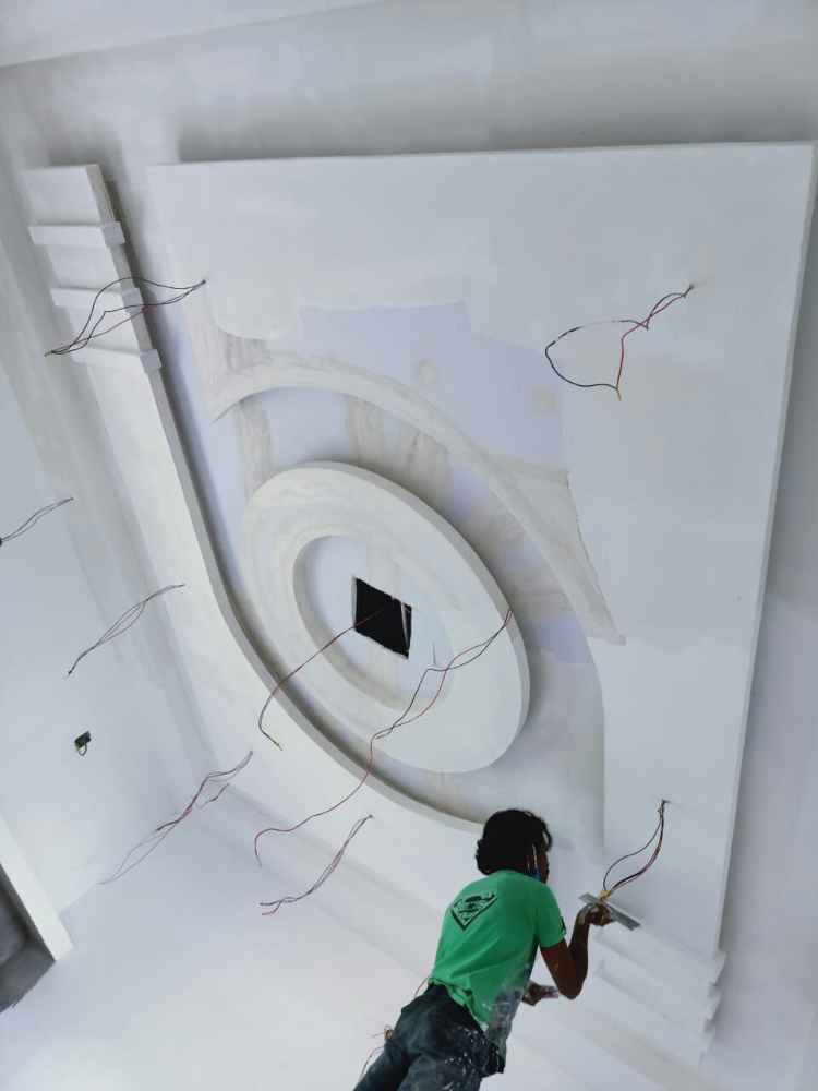 Internal and external wall screeding and painting. image - aghmarket