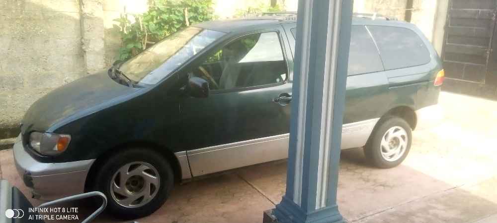 Toyota Sienna 98 image - aghmarket